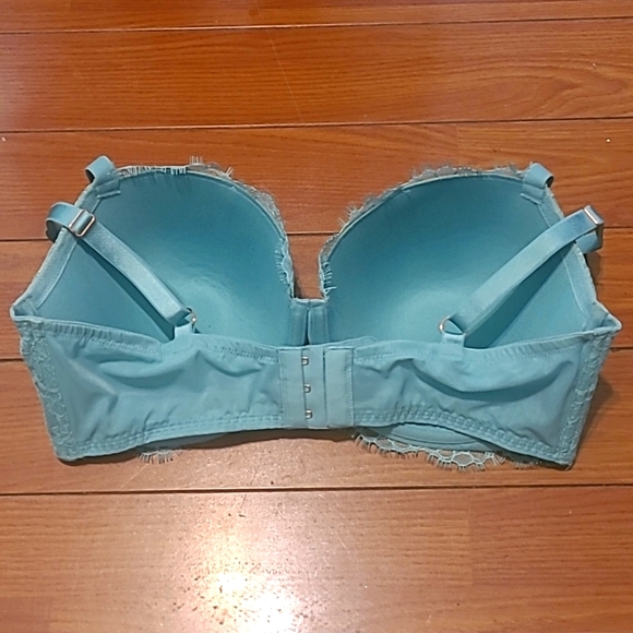 NWOT VS "Lightly Lined Lace Demi Bra" in "Sea Glass Green", size 36DD(E). - Picture 7 of 9